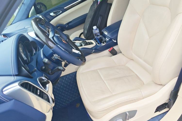 Used Porsche Cayenne 2011 Cayenne S 4.8L Left Front Seat