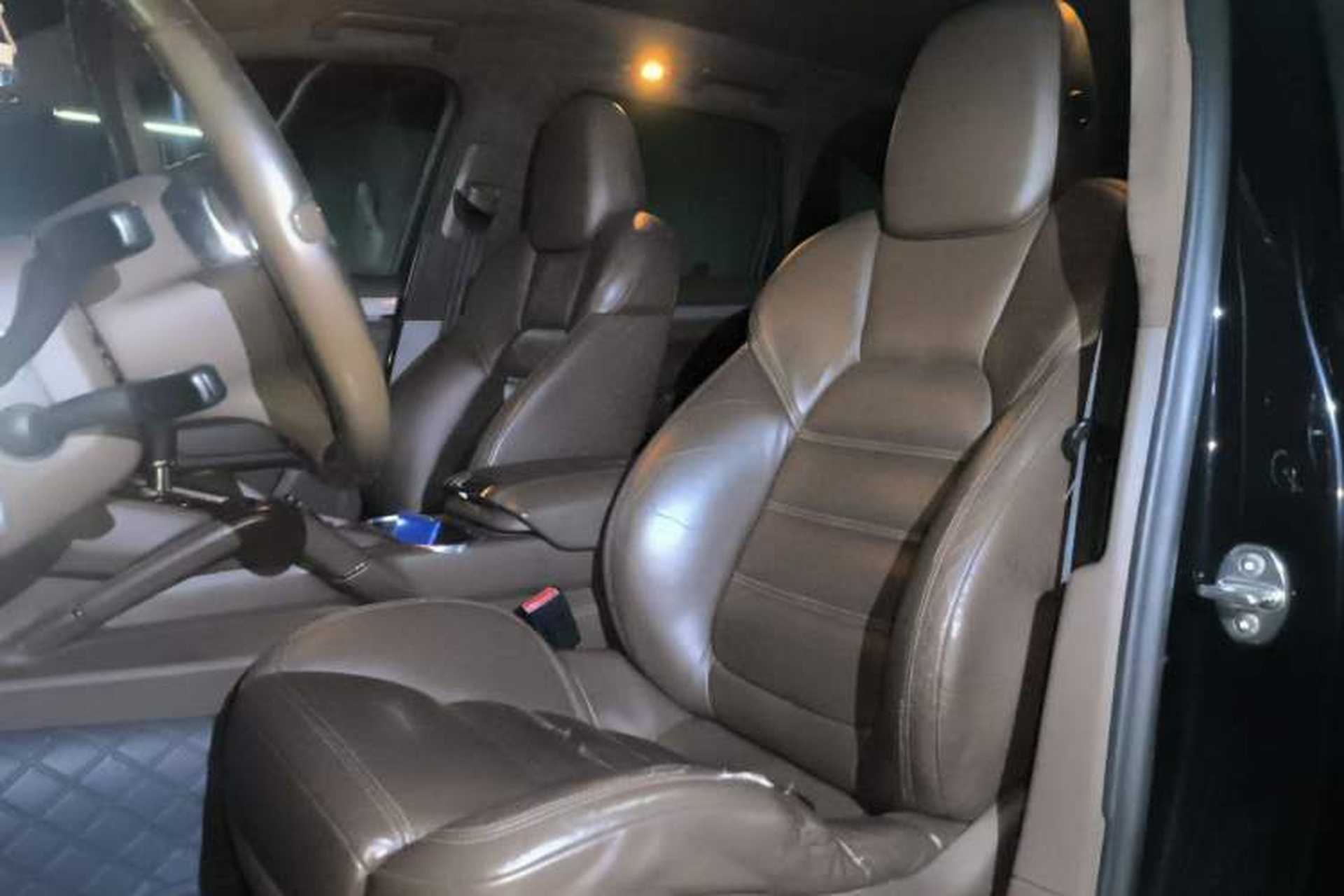 Used Porsche Cayenne 2011 Cayenne Turbo 4.8T Left Front Seat