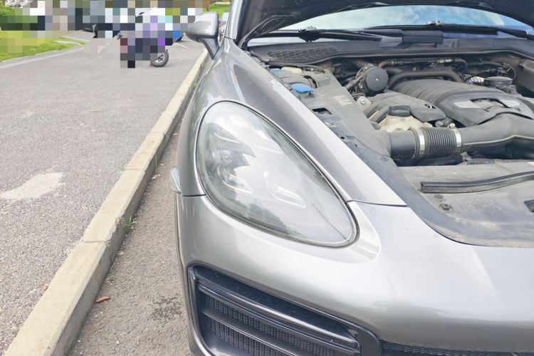 Used Porsche Cayenne 2011 Cayenne S 4.8L Right Front Headlight