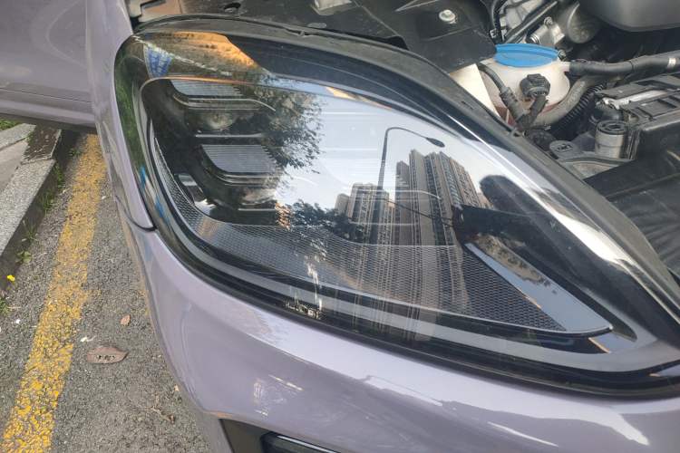 Used Porsche Cayenne 2011 Cayenne 3.0T Right Front Headlight