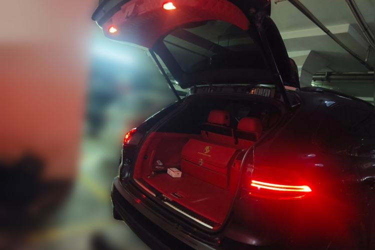 Used Porsche Cayenne 2011 Cayenne S 4.8L Trunk