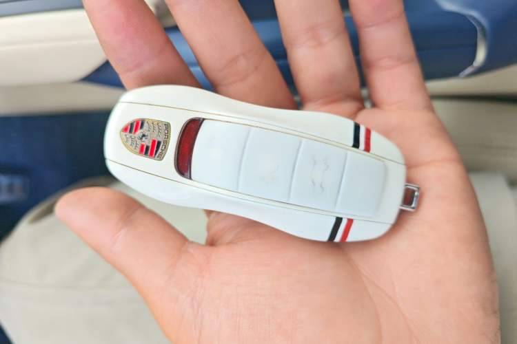 Used Porsche Cayenne 2011 Cayenne S 4.8L Vehicle Key