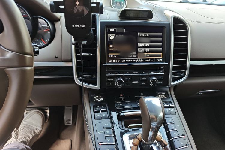 Used Porsche Cayenne 2011 Cayenne 3.0T Audio And AC Panel