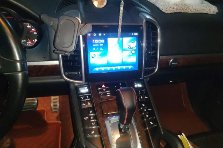 Used Porsche Cayenne 2011 Cayenne 3.0T Audio And AC Panel