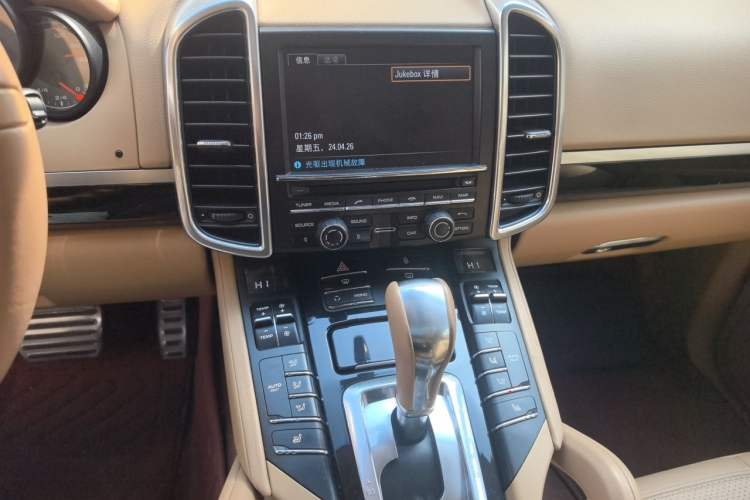 Used Porsche Cayenne 2011 Cayenne 3.0T Audio And AC Panel