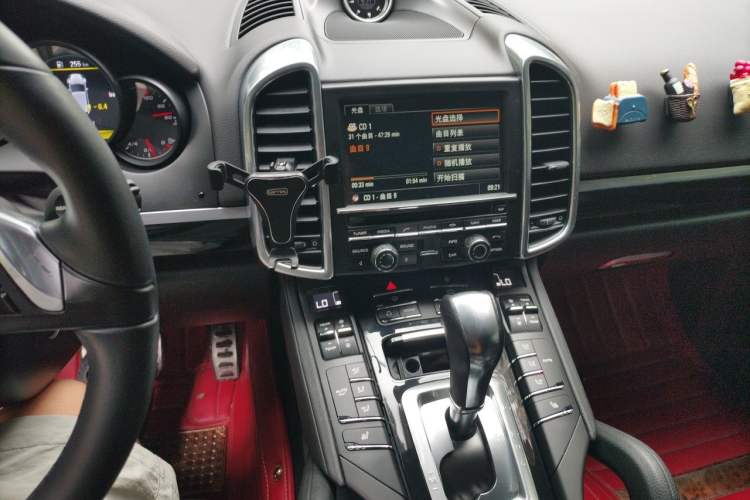 Used Porsche Cayenne 2011 Cayenne S Hybrid 3.0T Audio And AC Panel