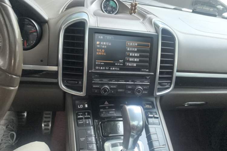 Used Porsche Cayenne 2011 Cayenne 3.0T Audio And AC Panel
