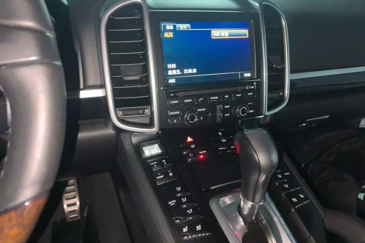 Used Porsche Cayenne 2011 Cayenne S 4.8L Audio And AC Panel