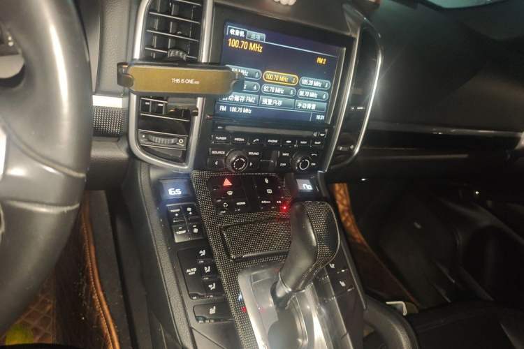 Used Porsche Cayenne 2011 Cayenne 3.0T Audio And AC Panel
