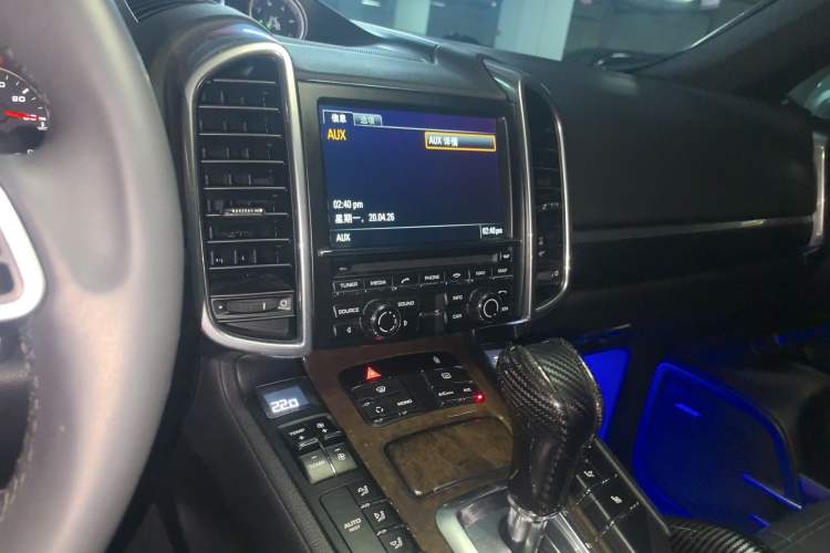 Used Porsche Cayenne 2011 Cayenne 3.0T Audio And AC Panel