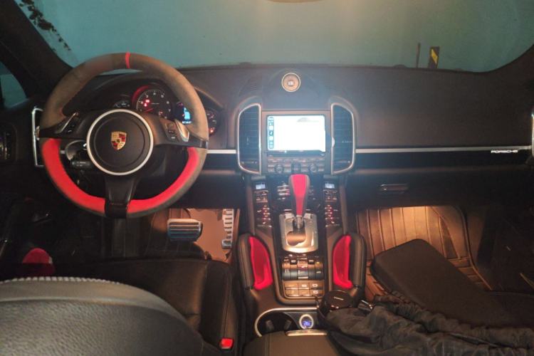 Used Porsche Cayenne 2011 Cayenne 3.0T Center Console