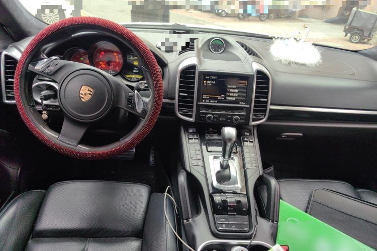 Used Porsche Cayenne 2011 Cayenne 3.0T Center Console