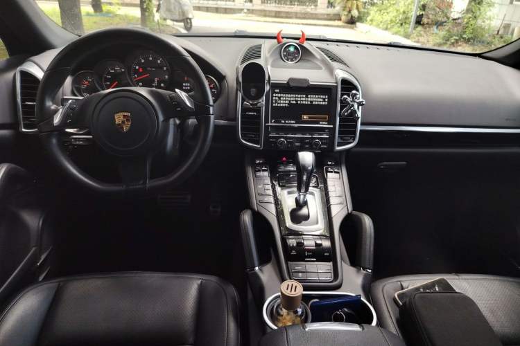 Used Porsche Cayenne 2011 Cayenne 3.0T Center Console