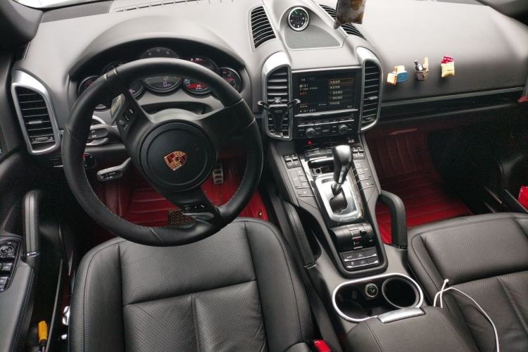 Used Porsche Cayenne 2011 Cayenne S Hybrid 3.0T Center Console