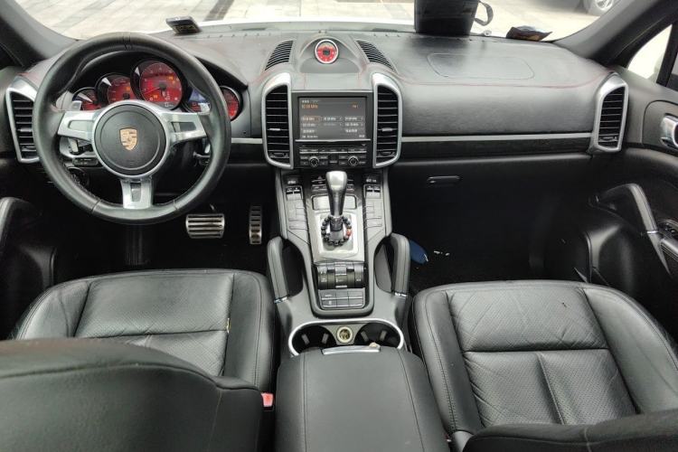 Used Porsche Cayenne 2011 Cayenne 3.0T Center Console