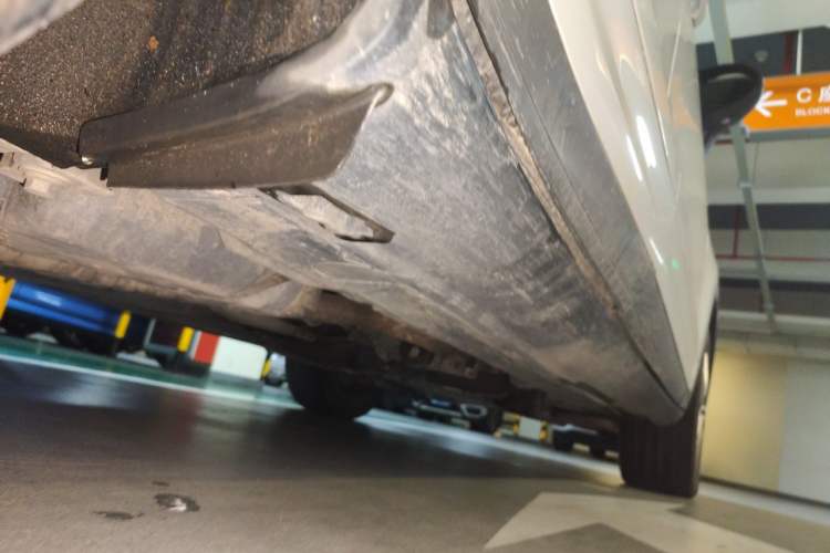 Used Porsche Cayenne 2011 Cayenne 3.0T Chassis Rear Right