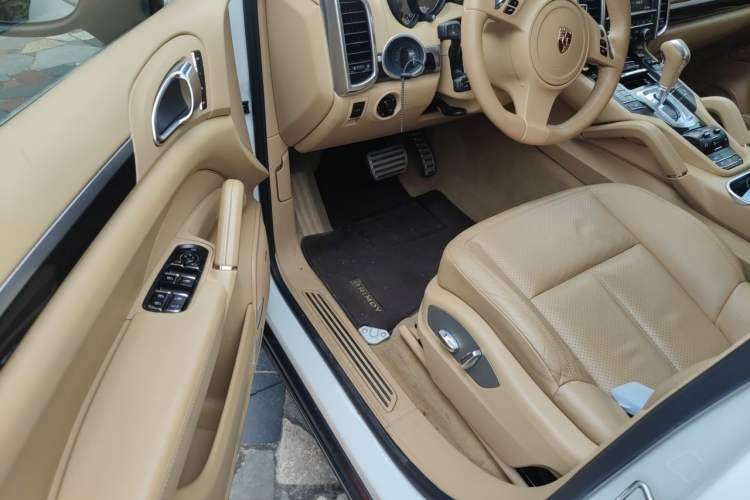 Used Porsche Cayenne 2011 Cayenne 3.0T Driver Seat