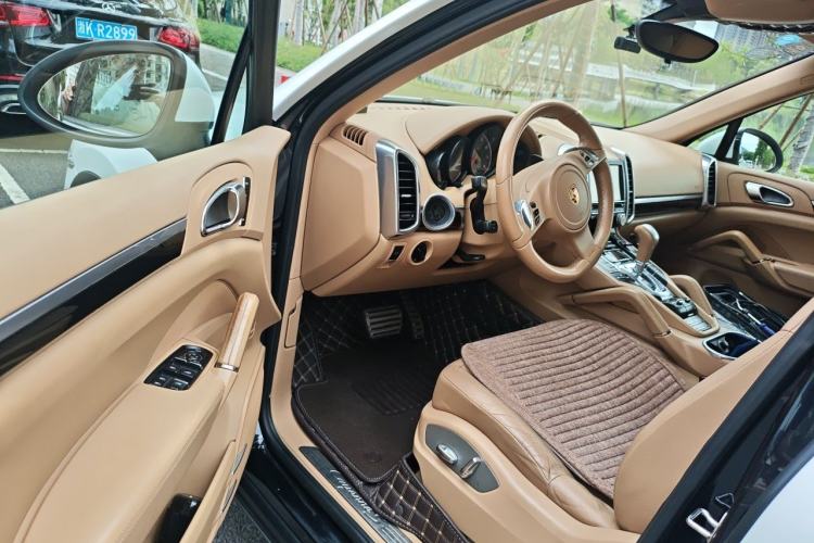 Used Porsche Cayenne 2011 Cayenne S 4.8L Driver Seat