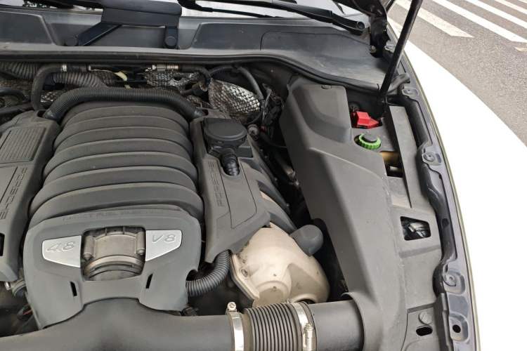 Used Porsche Cayenne 2011 Cayenne S 4.8L Engine Bay Left