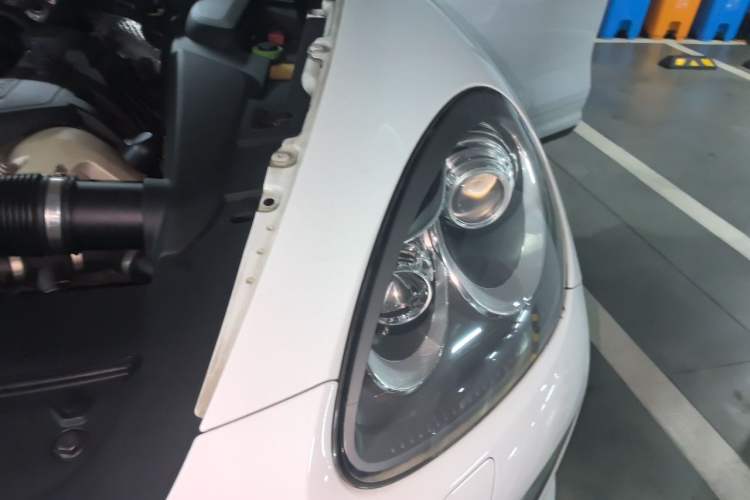 Used Porsche Cayenne 2011 Cayenne S 4.8L Engine Bay Left