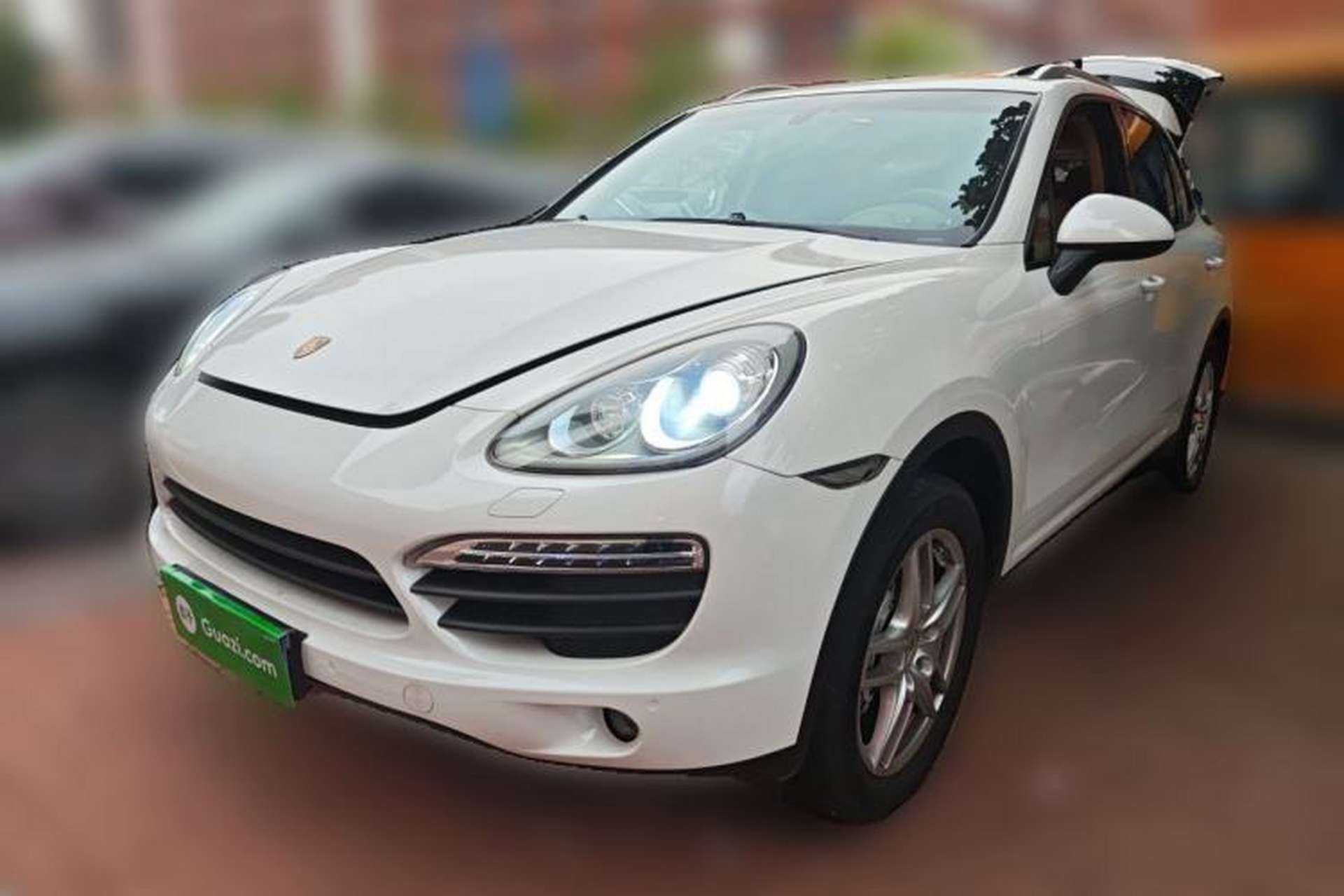 Used Porsche Cayenne 2011 Cayenne S 4.8L Front Left 45 Deg