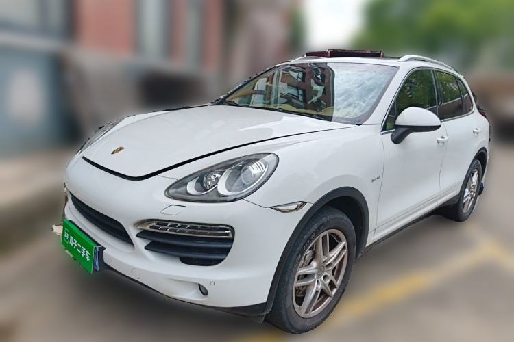 Used Porsche Cayenne 2011 Cayenne S Hybrid 3.0T Front Right 45 Deg