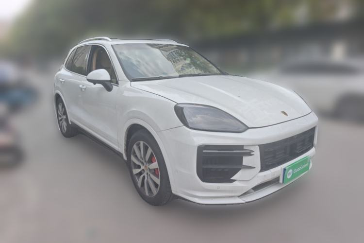 Used Porsche Cayenne 2011 3.6L automatic transmission U.S. specification Front Right 45 Deg