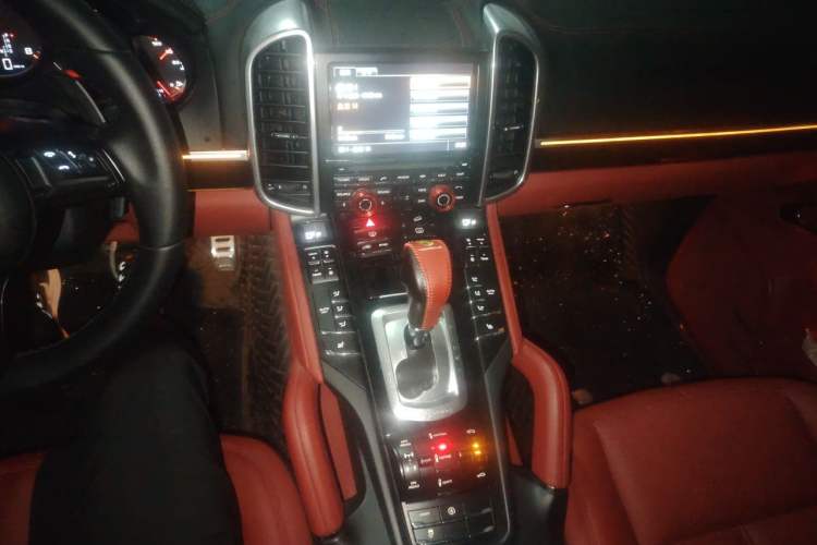 Used Porsche Cayenne 2011 Cayenne 3.0T Gear Lever