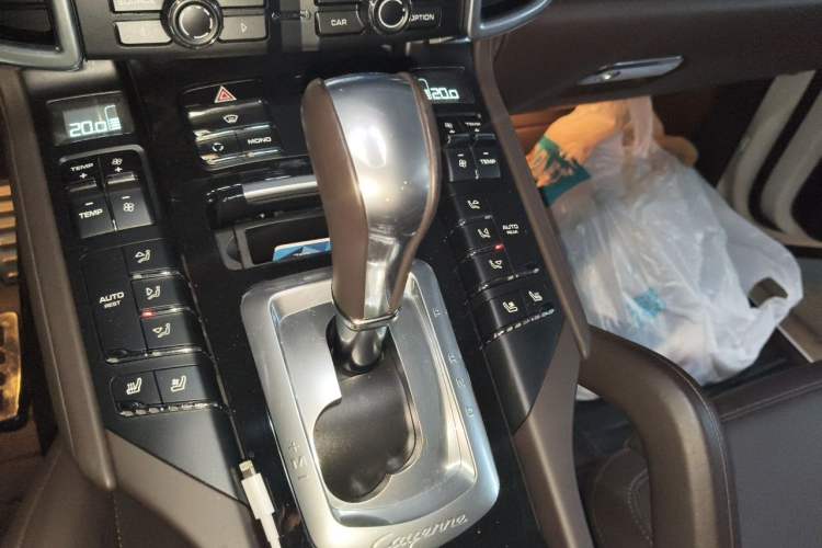 Used Porsche Cayenne 2011 Cayenne 3.0T Gear Lever
