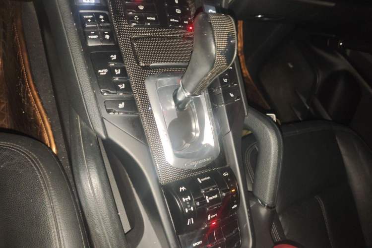 Used Porsche Cayenne 2011 Cayenne 3.0T Gear Lever