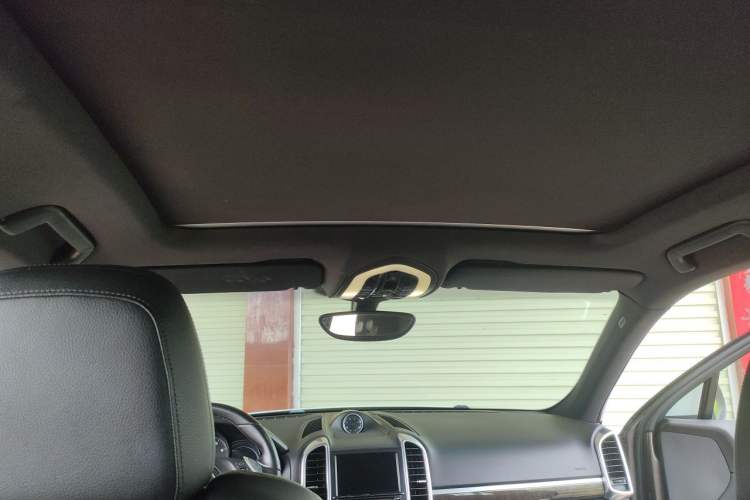 Used Porsche Cayenne 2011 Cayenne 3.0T Headliner