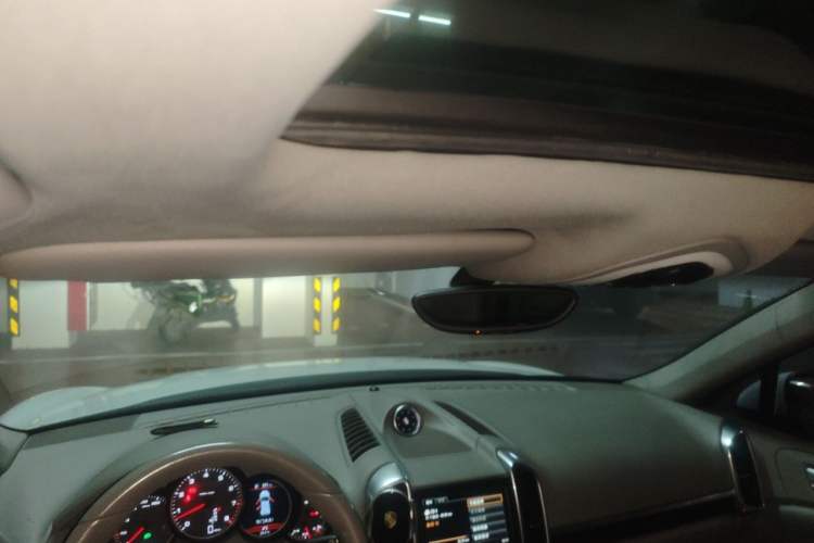 Used Porsche Cayenne 2011 Cayenne 3.0T Headliner