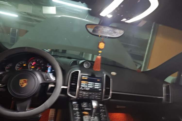 Used Porsche Cayenne 2011 Cayenne 3.0T Headliner