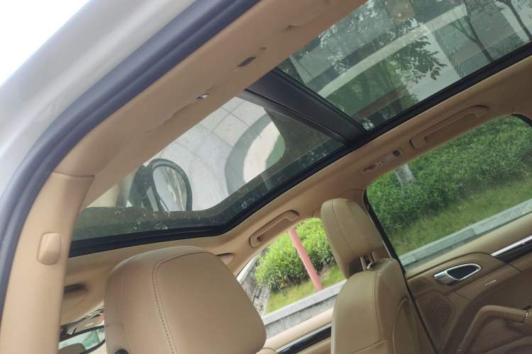 Used Porsche Cayenne 2011 Cayenne 3.0T Headliner