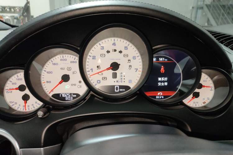 Used Porsche Cayenne 2011 Cayenne 3.0T Instrument Cluster