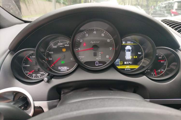 Used Porsche Cayenne 2011 Cayenne S Hybrid 3.0T Instrument Cluster
