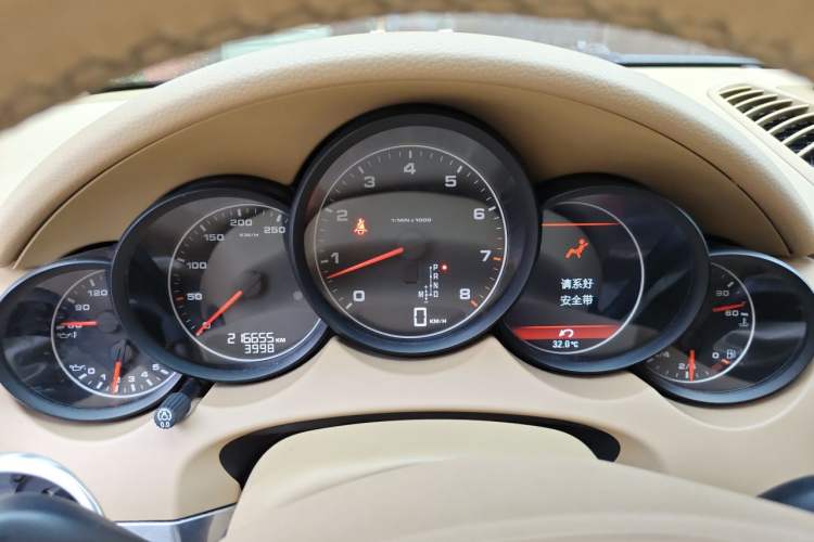 Used Porsche Cayenne 2011 Cayenne 3.0T Instrument Cluster