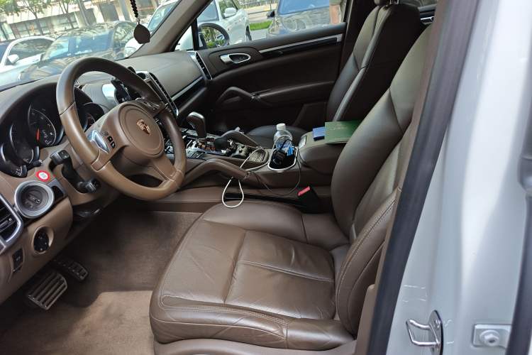 Used Porsche Cayenne 2011 Cayenne 3.0T Left Front Seat