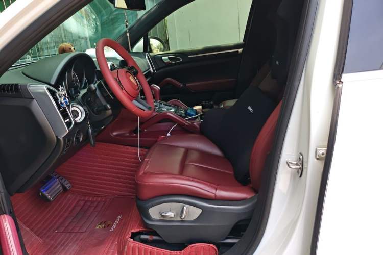 Used Porsche Cayenne 2011 Cayenne 3.0T Left Front Seat