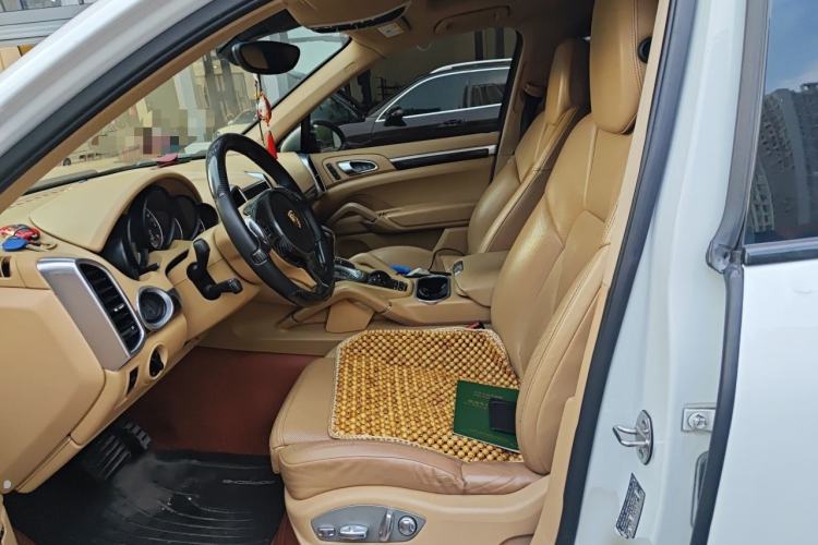 Used Porsche Cayenne 2011 3.6L automatic transmission U.S. specification Left Front Seat