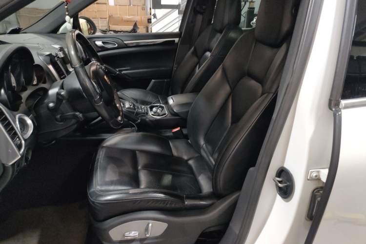 Used Porsche Cayenne 2011 Cayenne 3.0T Left Front Seat