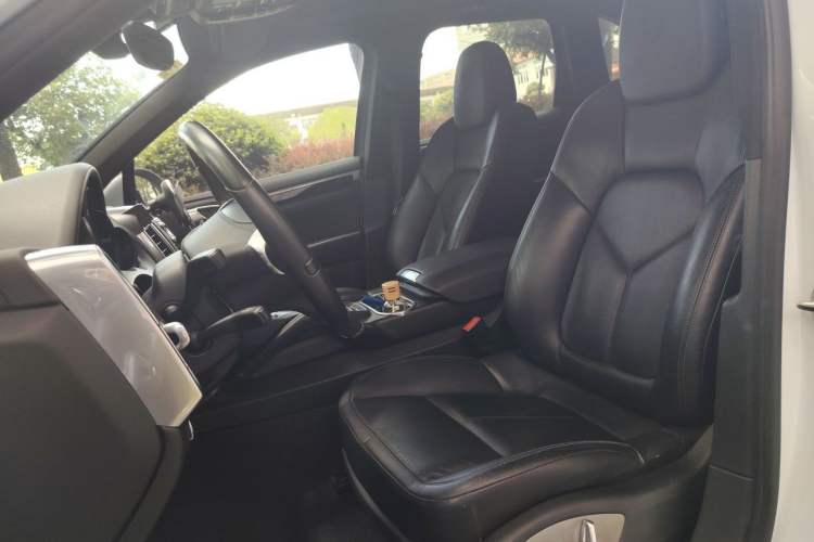 Used Porsche Cayenne 2011 Cayenne 3.0T Left Front Seat
