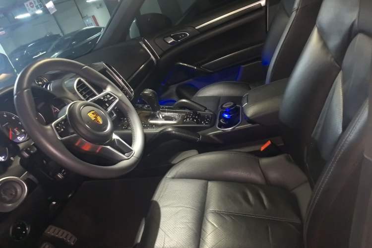 Used Porsche Cayenne 2011 Cayenne 3.0T Left Front Seat