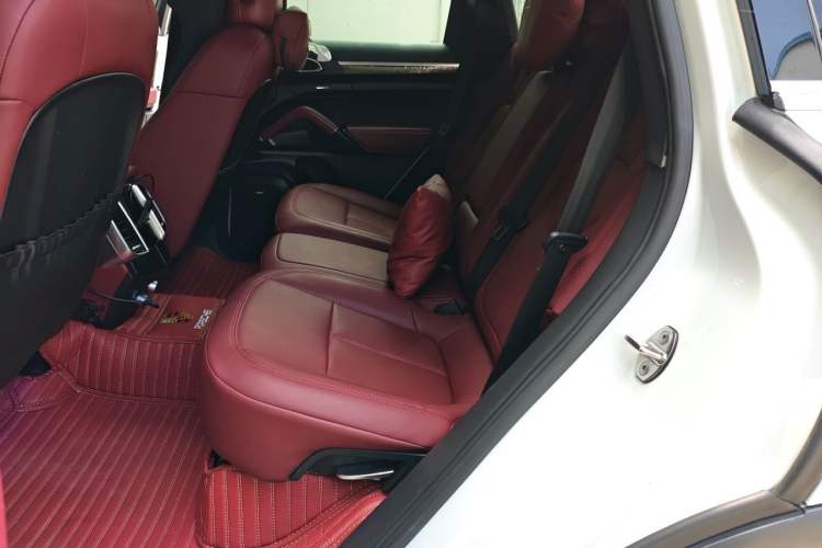 Used Porsche Cayenne 2011 Cayenne 3.0T Left Rear Seat
