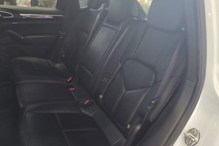 Used Porsche Cayenne 2011 Cayenne 3.0T Left Rear Seat