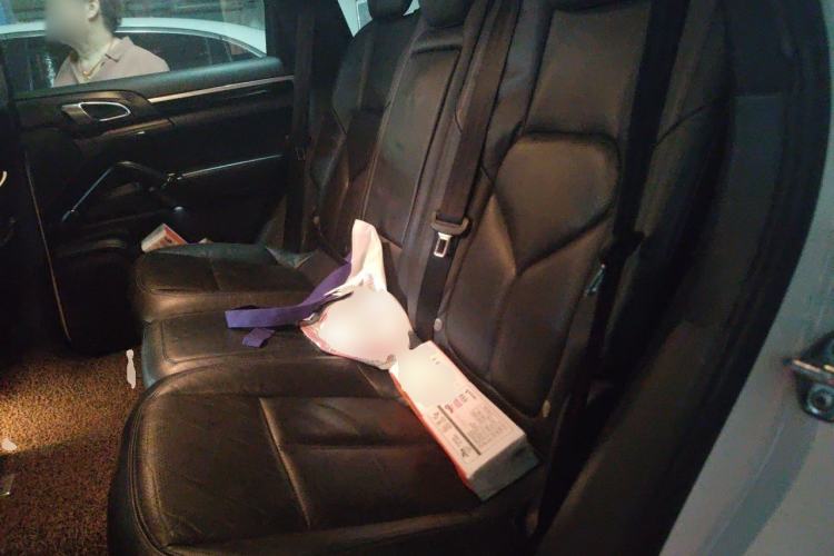 Used Porsche Cayenne 2011 Cayenne 3.0T Left Rear Seat