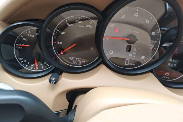 Used Porsche Cayenne 2011 Cayenne S 4.8L Odometer Close Up