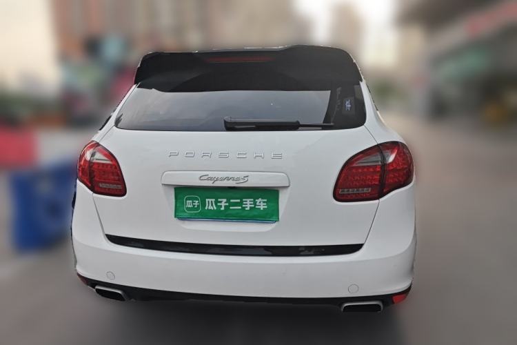 Used Porsche Cayenne 2011 3.6L automatic transmission U.S. specification Rear