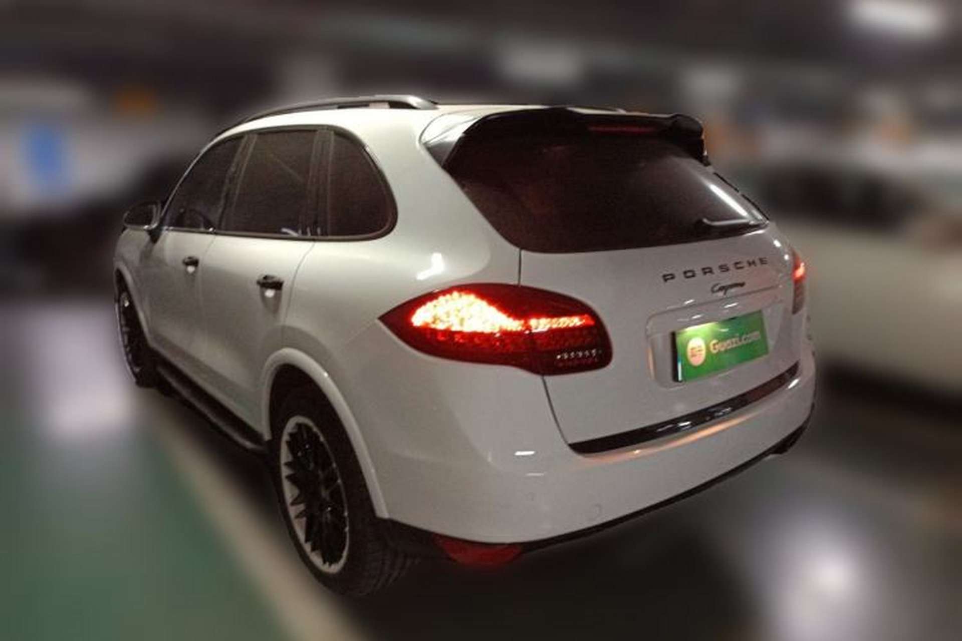 Used Porsche Cayenne 2011 Cayenne 3.0T Rear Left 45 Deg