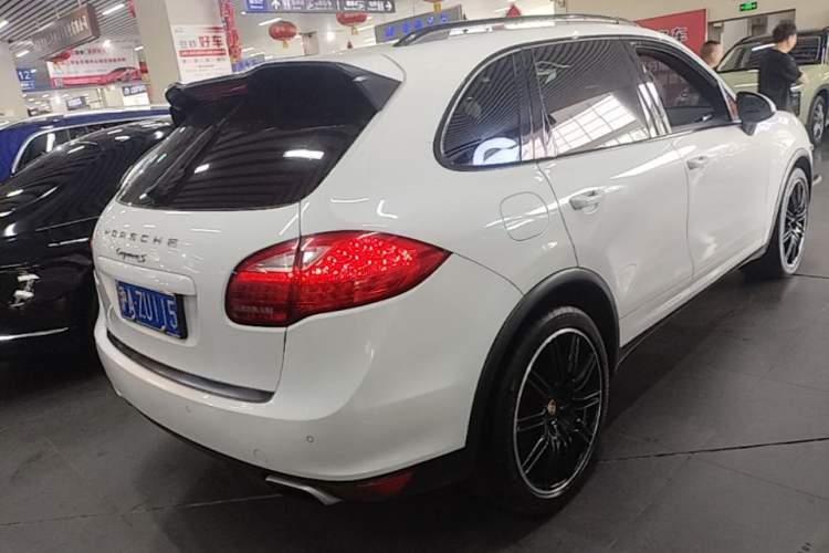 Used Porsche Cayenne 2011 Cayenne S 4.8L Rear Right 45 Deg